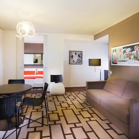 Aparthotel Adagio Val D'europe