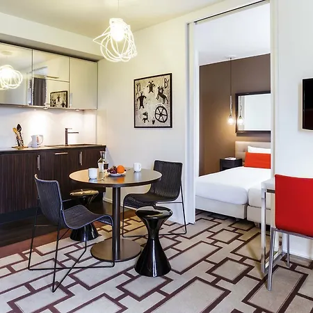 Aparthotel Adagio Val D'europe 3*