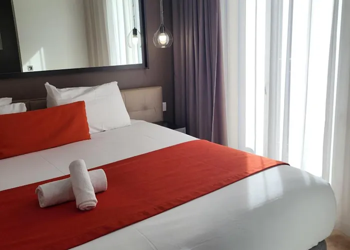 Aparthotel Adagio Val D'europe 3*