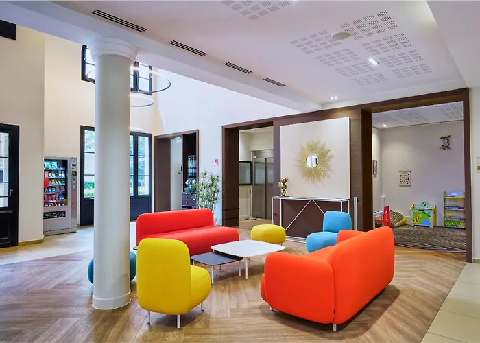 Adagio Val D'europe 3* Серри