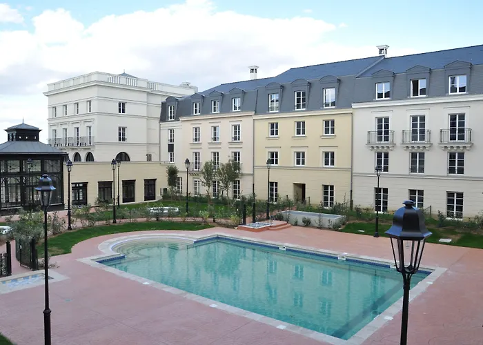 Adagio Val D'europe 3* Serris