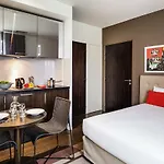 Adagio Val D'europe 아파트호텔 3*