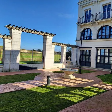 Aparthotel Adagio Val D'europe 3*