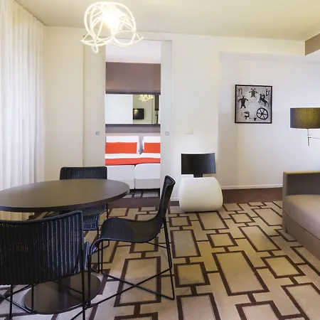 Adagio Val D Europe Aparthotel 3*