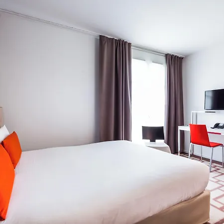 Adagio Val D Europe 3*