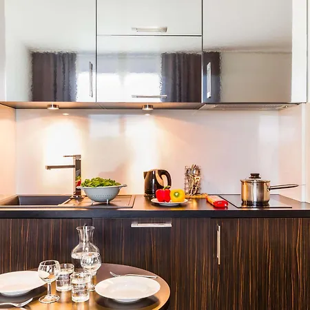 Adagio Val D Europe Serris