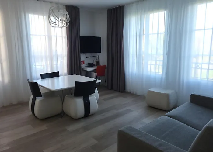 Adagio Val D'europe 3*